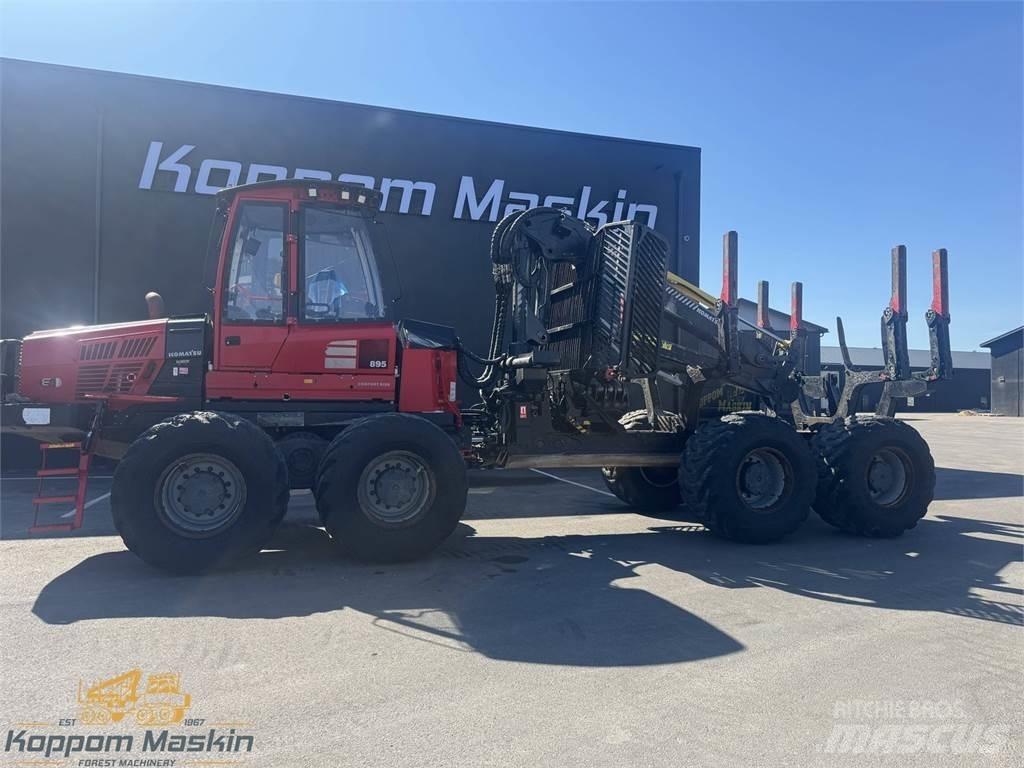 Komatsu 895 Форвардеры