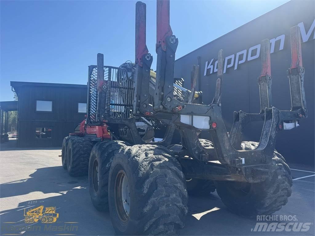 Komatsu 895 Форвардеры