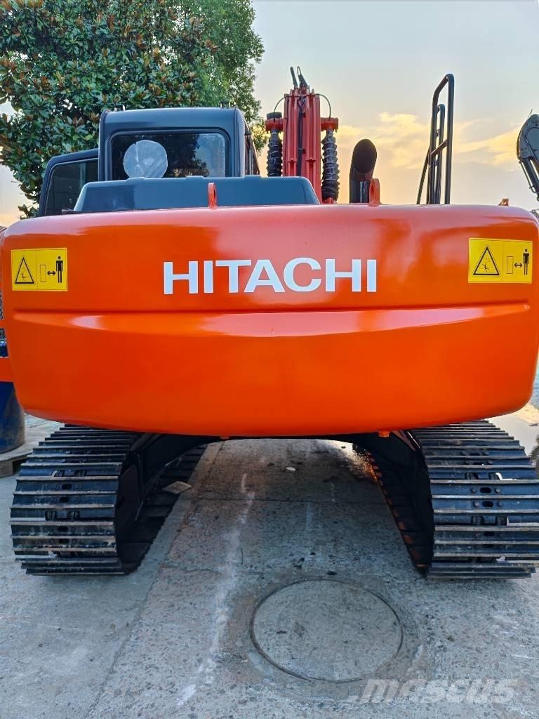 Hitachi ZX 120 Гусеничные экскаваторы