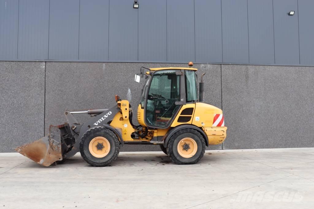 Volvo L25F-Z Фронтальные погрузчики