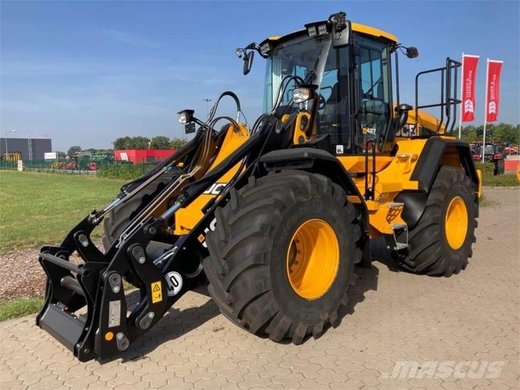 JCB 427 AGRI Фронтальные погрузчики