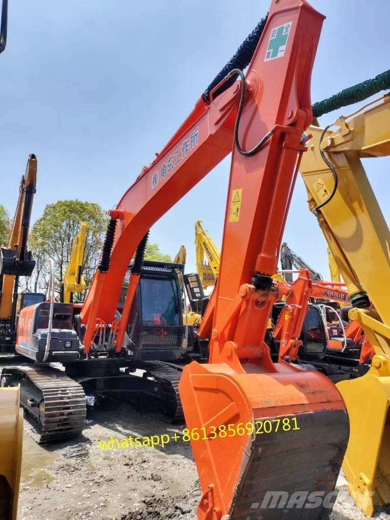 Hitachi ZX 200 Гусеничные экскаваторы