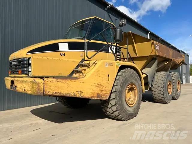 CAT 740 Шарнирно-сочленённые самосвалы