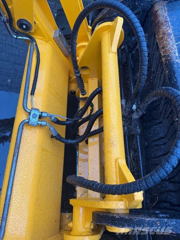 JCB 3CX compact Экскаваторы-погрузчики