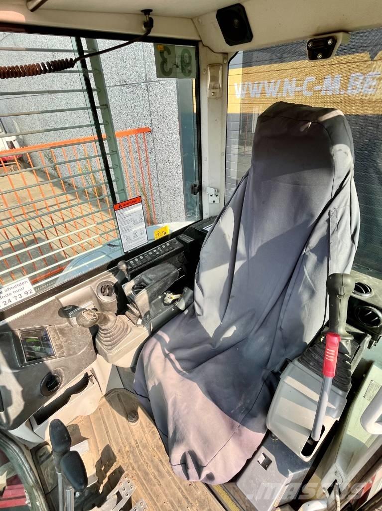 Takeuchi TB 257 FR Мини-экскаваторы