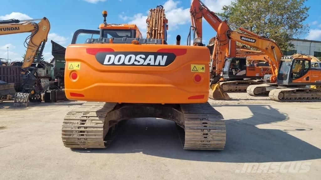 Doosan DX 225 Гусеничные экскаваторы