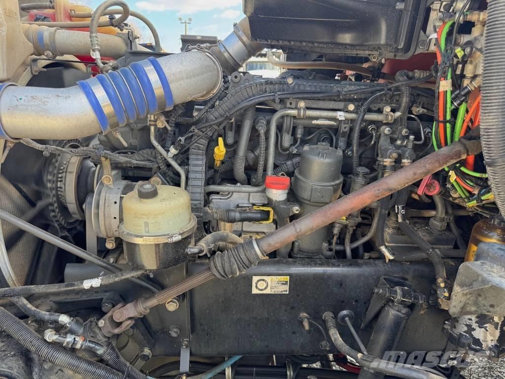 Kenworth T 880 Грузовики-Самосвалы