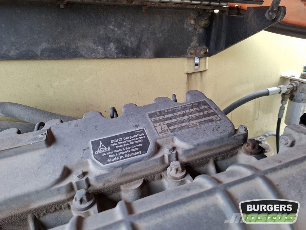 JLG 680S Телескопические подъемники