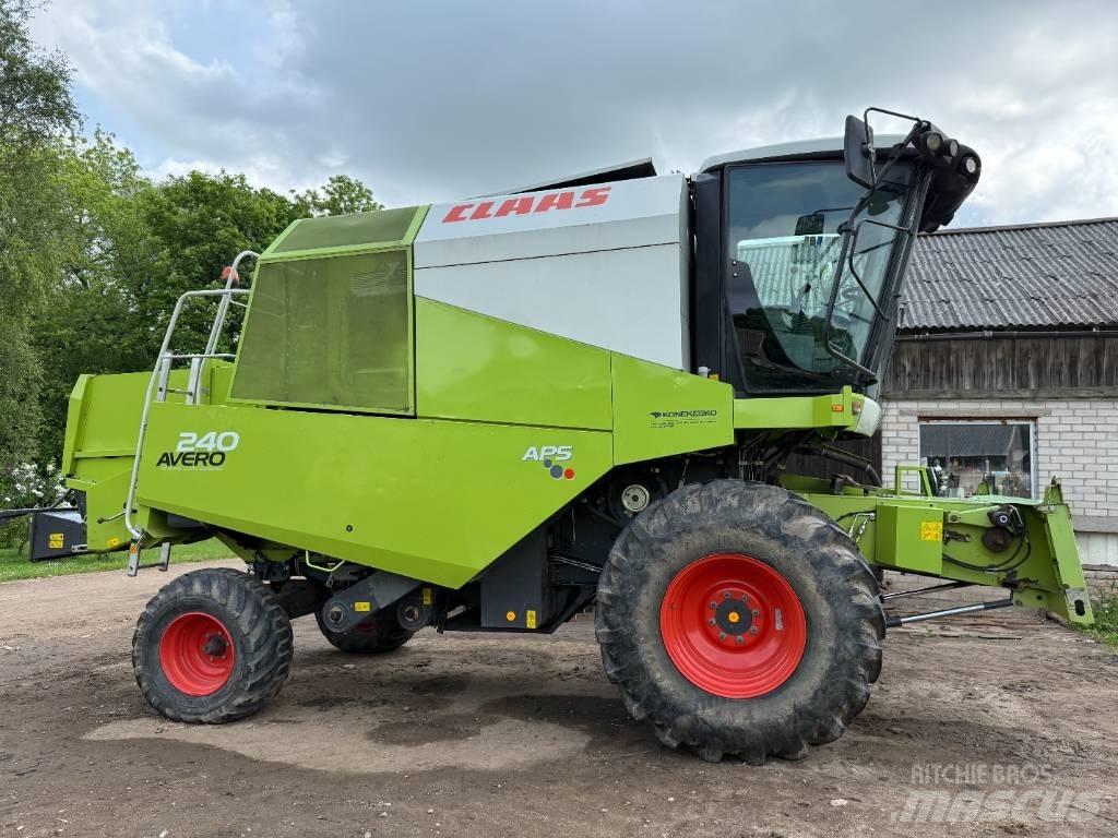 CLAAS Avero 240 Зерноуборочные комбайны