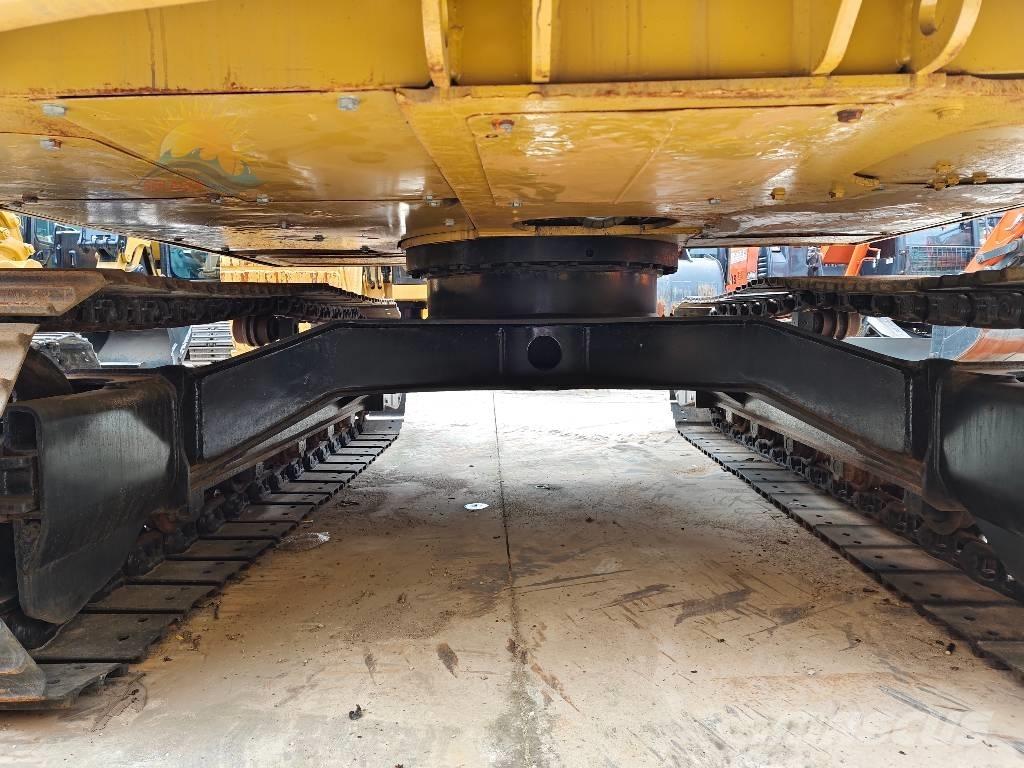 CAT 307 E Малые экскаваторы 7т-12т