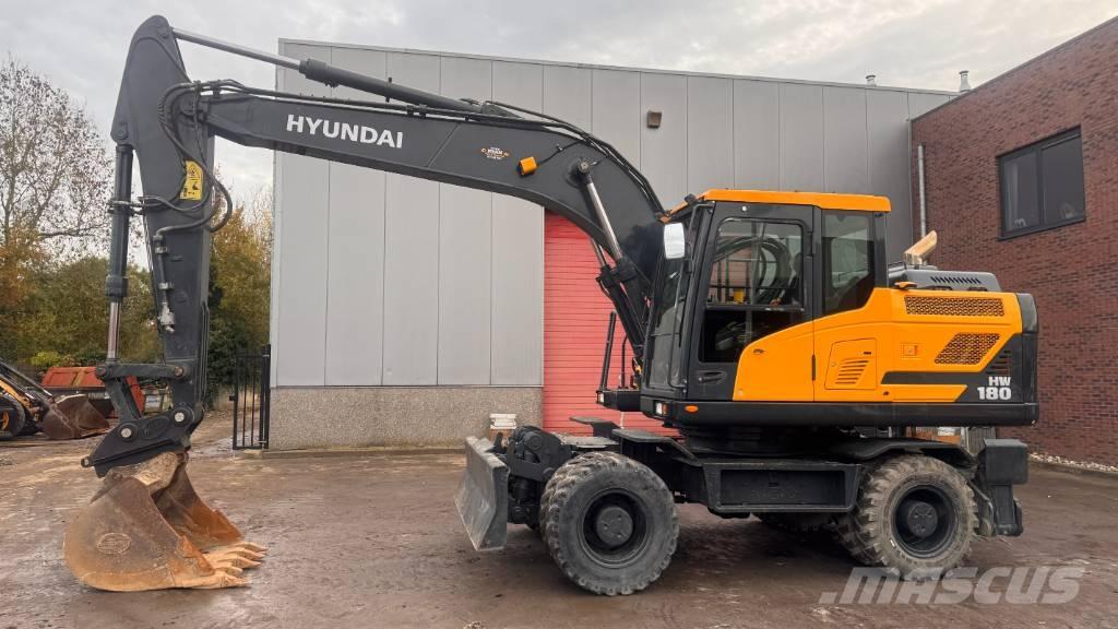 Hyundai HW 180 Колёсные экскаваторы