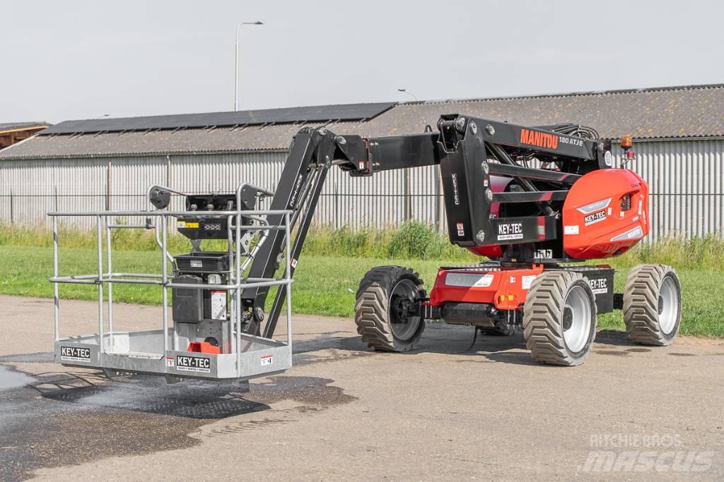 Manitou 180 ATJ e Коленчатые подъемники