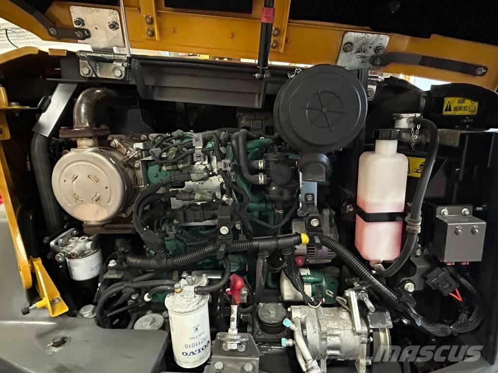 Volvo ECR 88 D PRO Малые экскаваторы 7т-12т