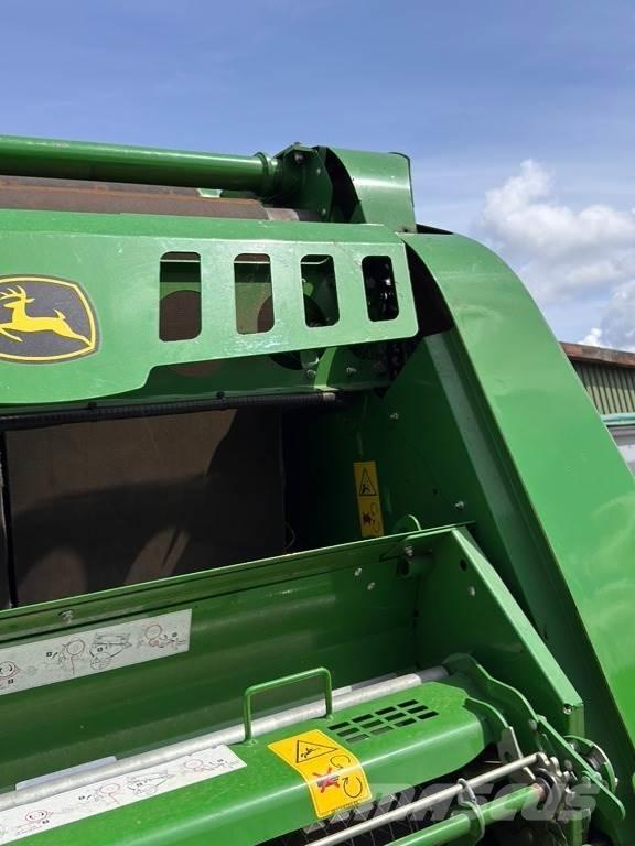 John Deere V461R Рулонные пресс-подборщики