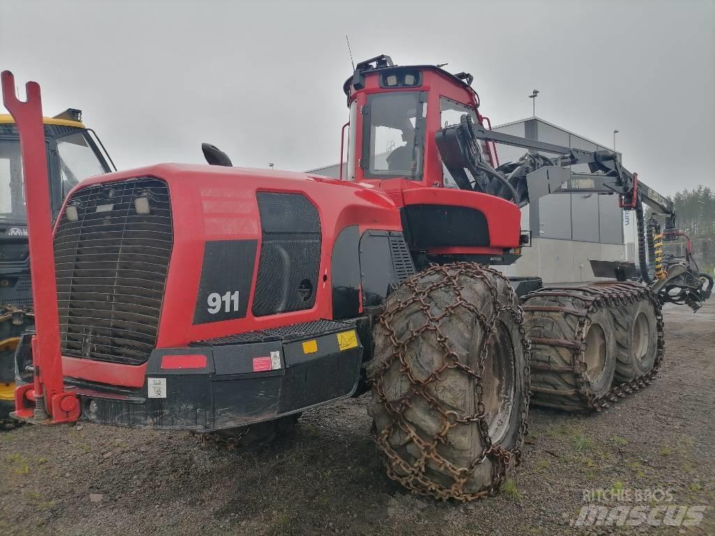 Komatsu 911 Харвестеры