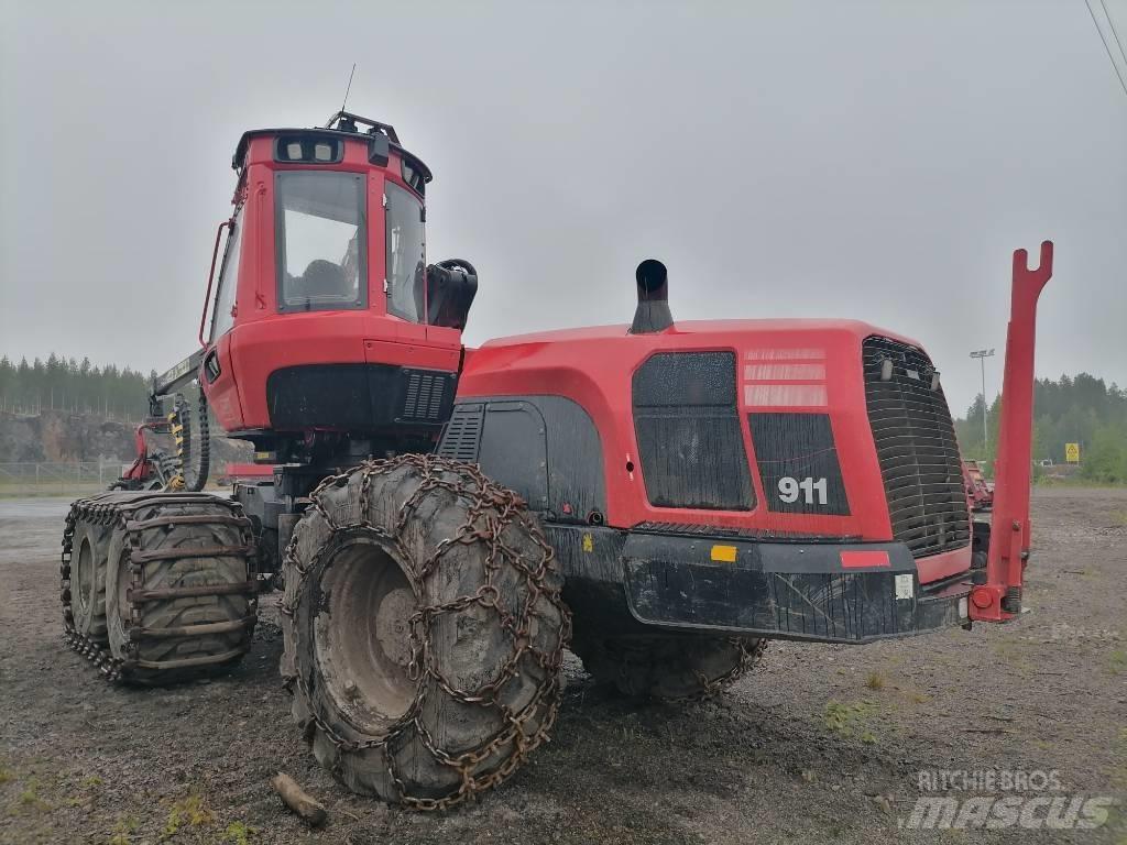 Komatsu 911 Харвестеры
