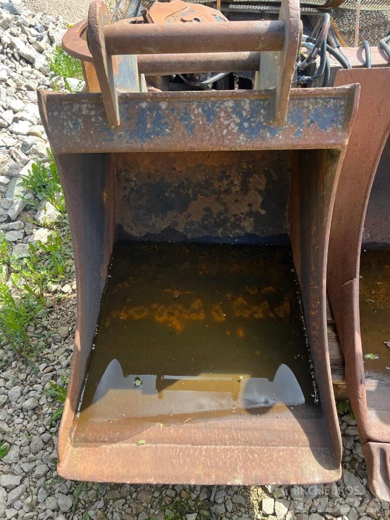 Komatsu 600 Ковши