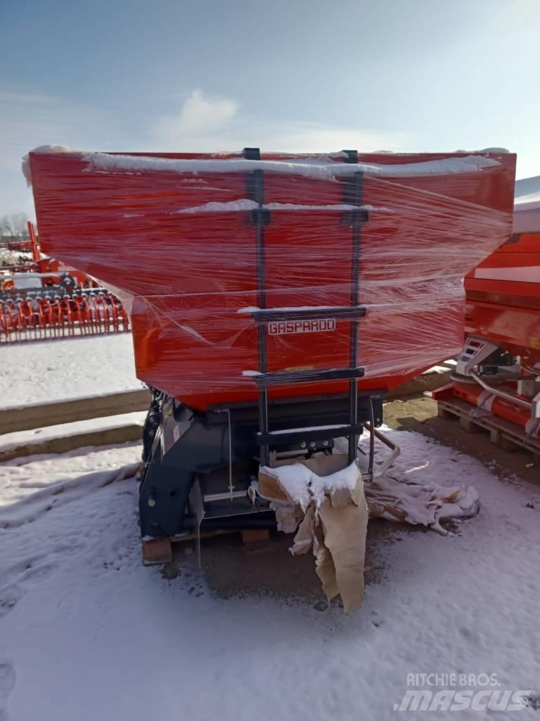 Maschio Zeno 24 Разбрасыватели минеральных удобрений