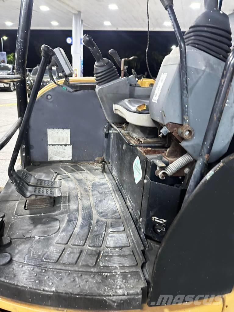 CAT 303.5 E CR Мини-экскаваторы