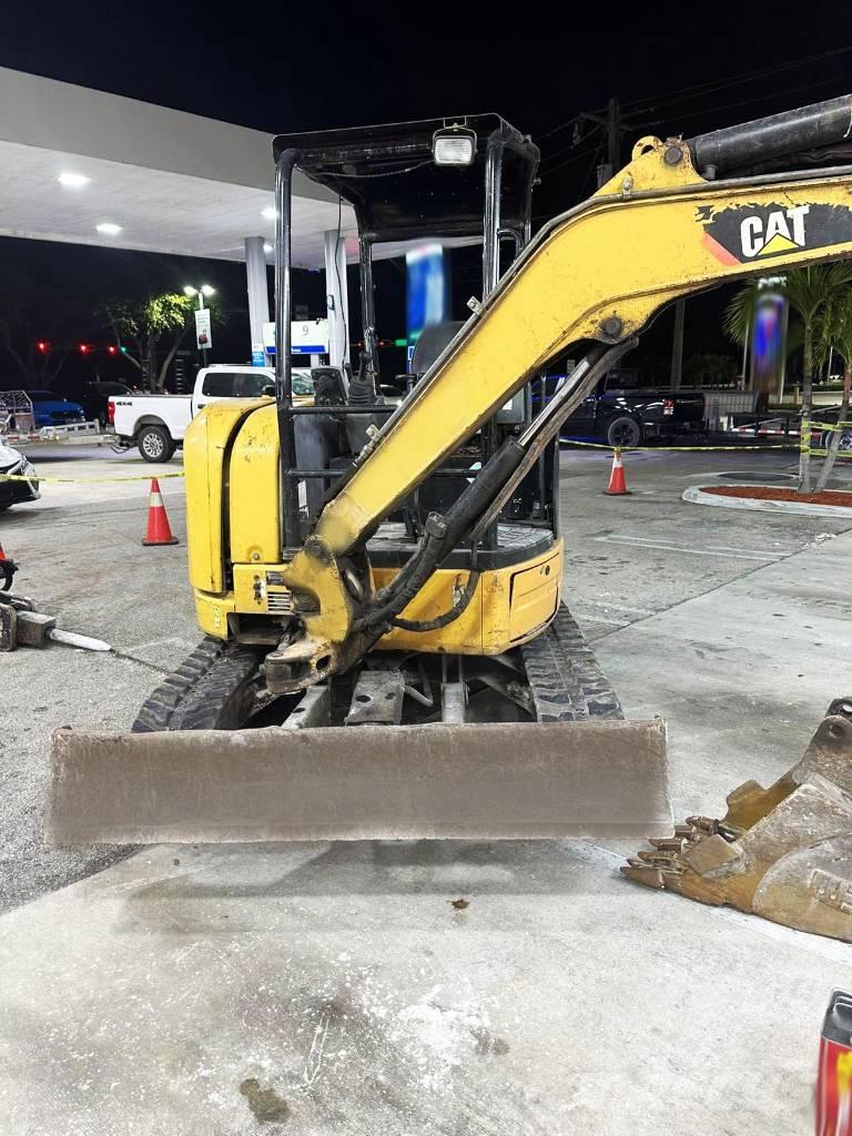 CAT 303.5 E CR Мини-экскаваторы