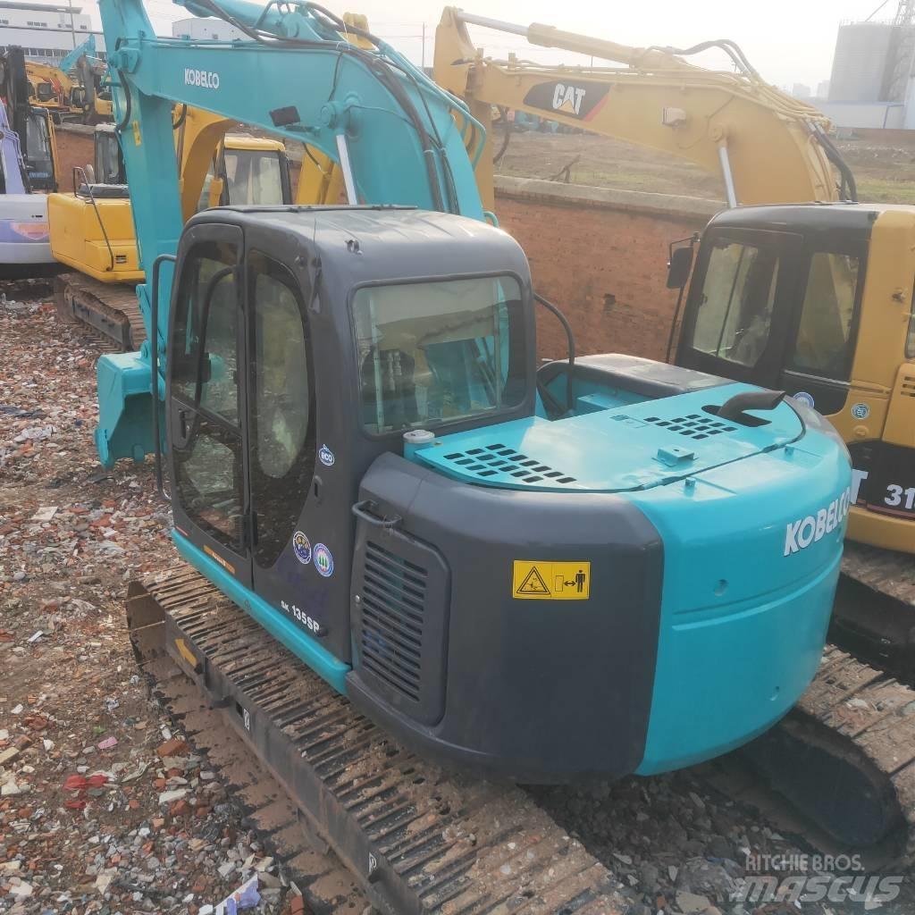 Kobelco SK 135 SR Гусеничные экскаваторы