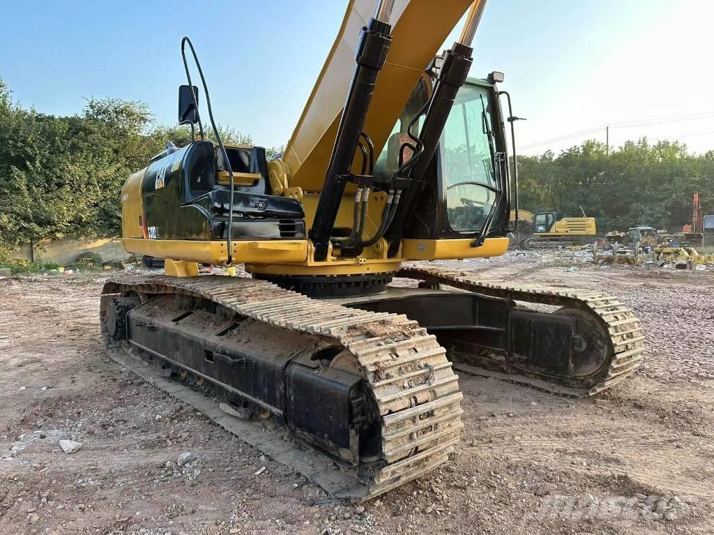 CAT 330 D L Гусеничные экскаваторы