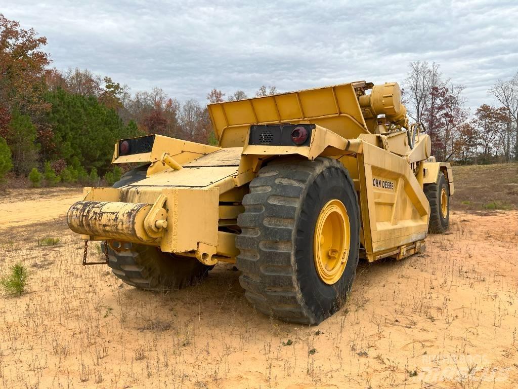DEERE 862 Скреперы