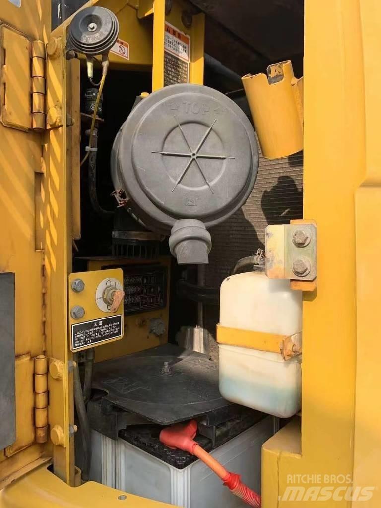 CAT 313 C Гусеничные экскаваторы