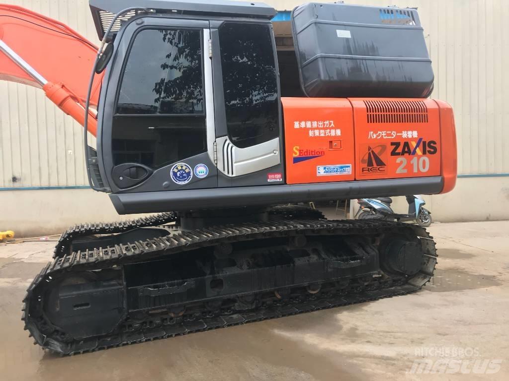 Hitachi ZX 210 Гусеничные экскаваторы