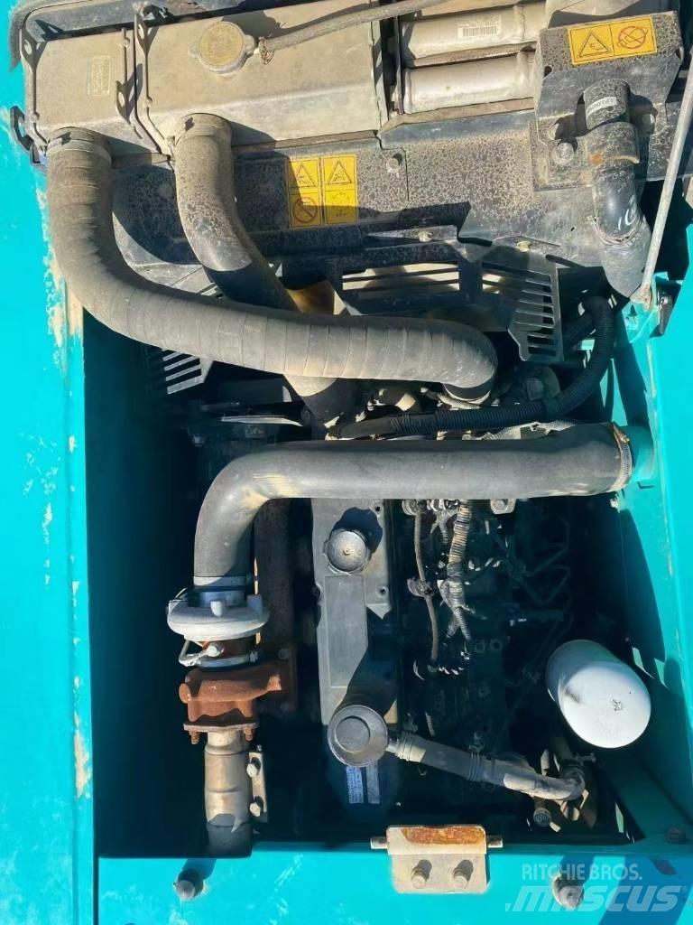 Kobelco SK 130 Гусеничные экскаваторы