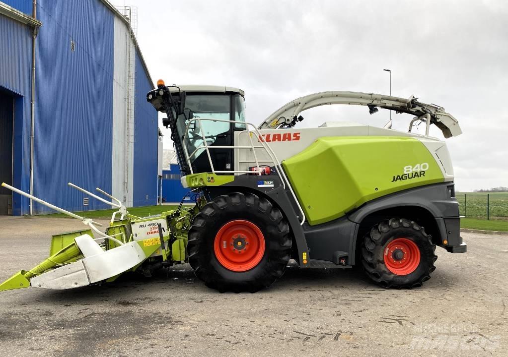 CLAAS Jaguar 840 Прицепные кормоуборочные комбайны