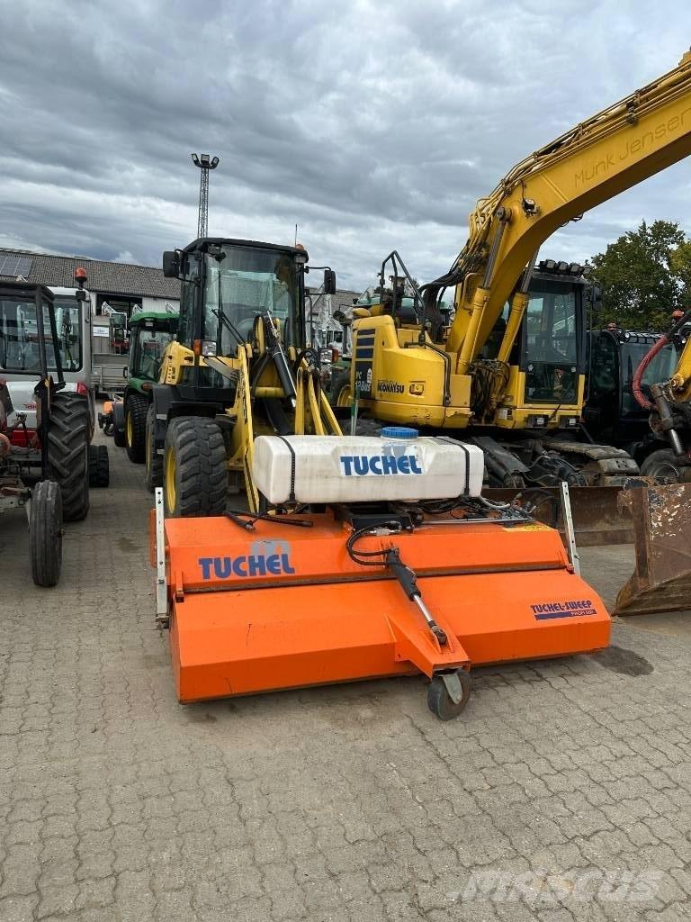 Yanmar V 100 Малые погрузчики
