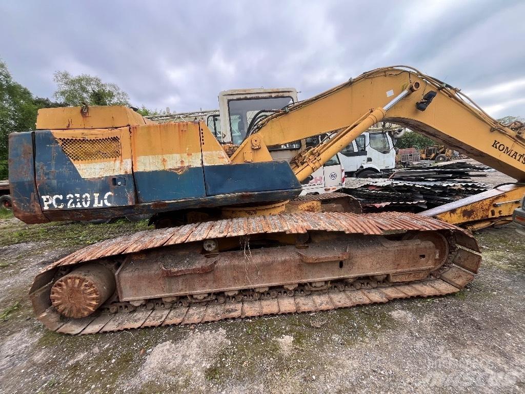 Komatsu PC 210-5 Гусеничные экскаваторы
