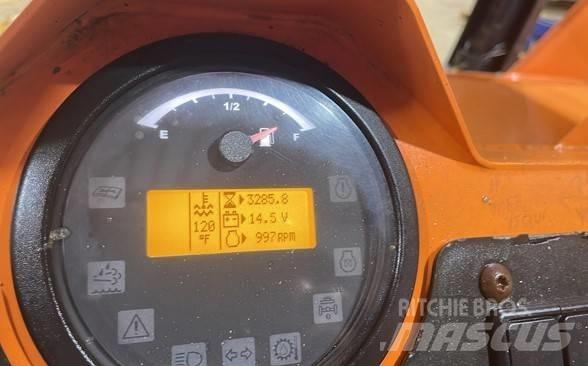 SkyTrak 10054 Телескопические погрузчики