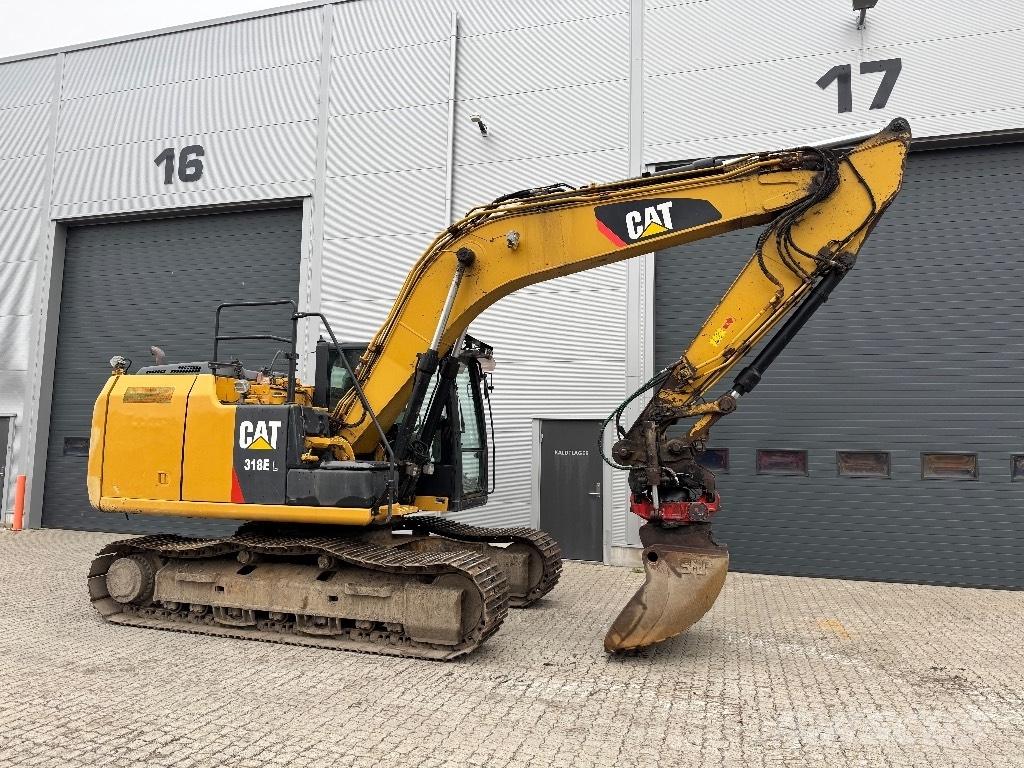 CAT 318 E L Гусеничные экскаваторы