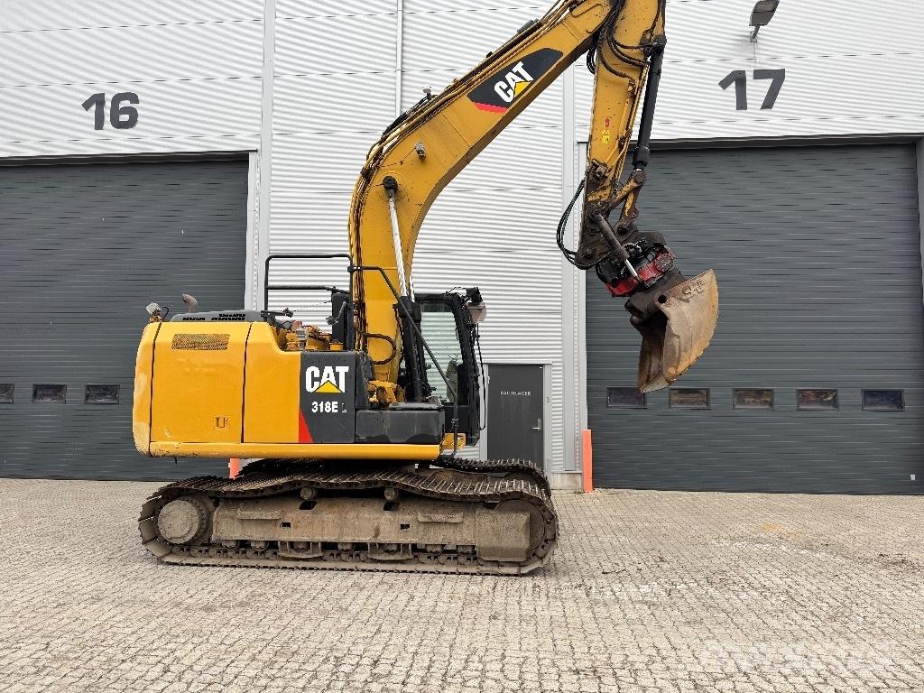 CAT 318 E L Гусеничные экскаваторы