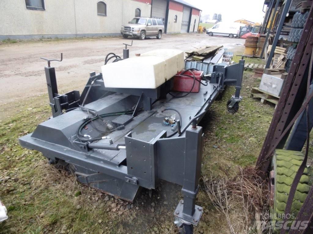  okänt 2700 Навесные щетки
