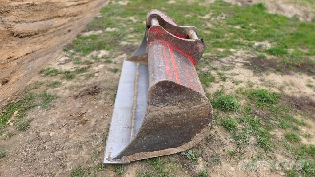 Takeuchi TB 2150 Гусеничные экскаваторы