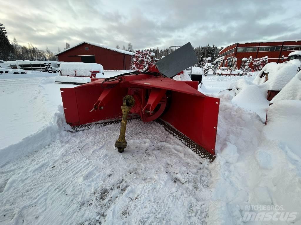 Esko LL300 Снегоуборщики