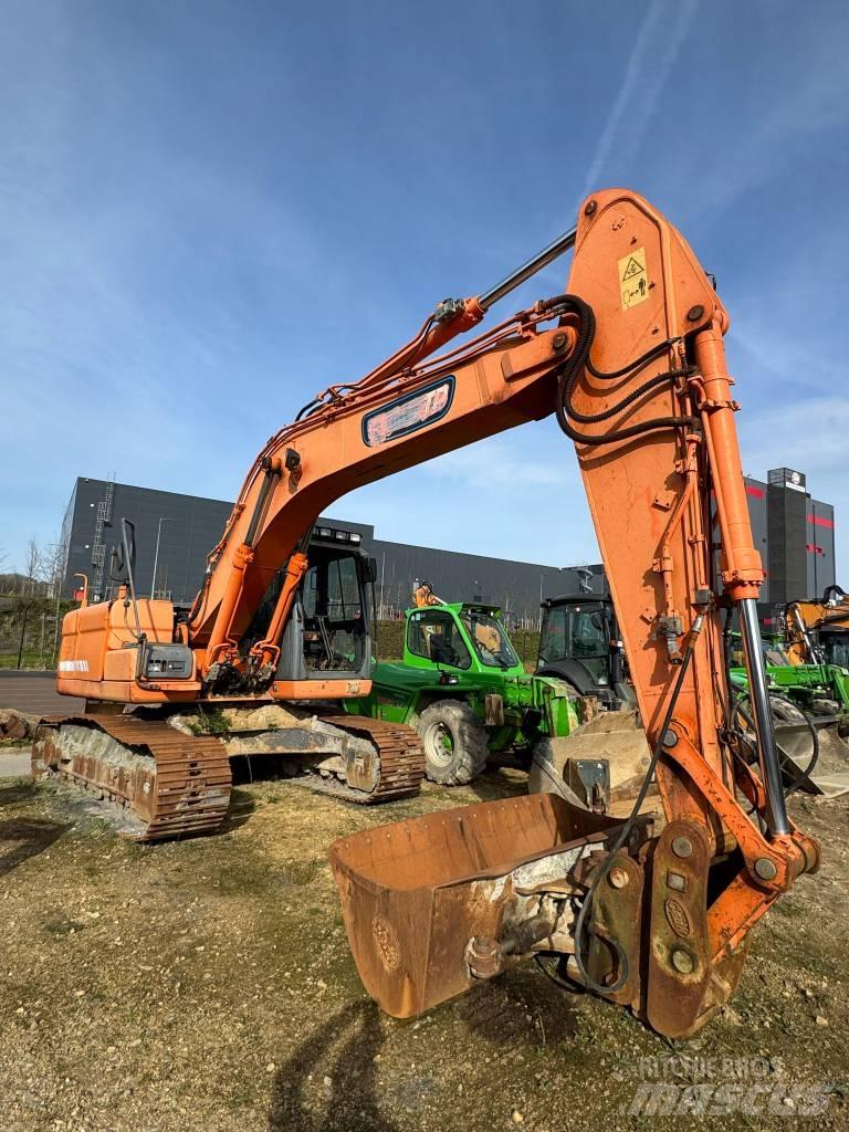 Doosan DX 180 LC Гусеничные экскаваторы