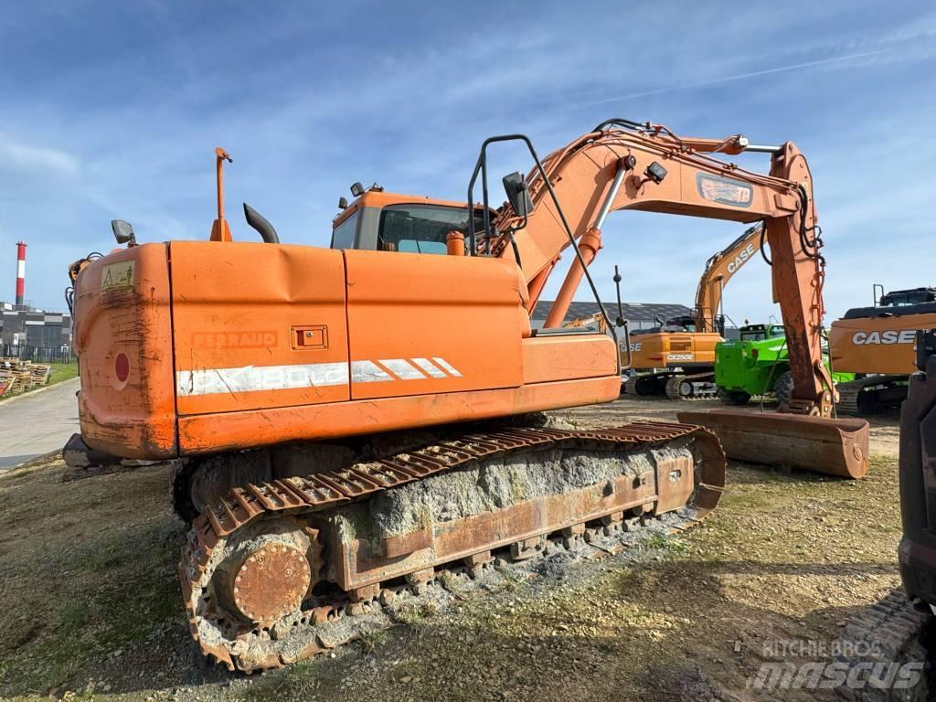 Doosan DX 180 LC Гусеничные экскаваторы