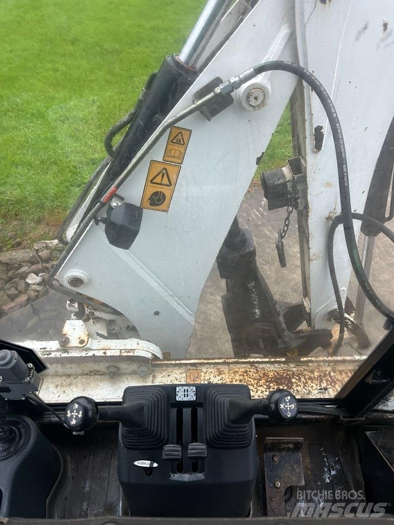 JCB 2CX Экскаваторы-погрузчики
