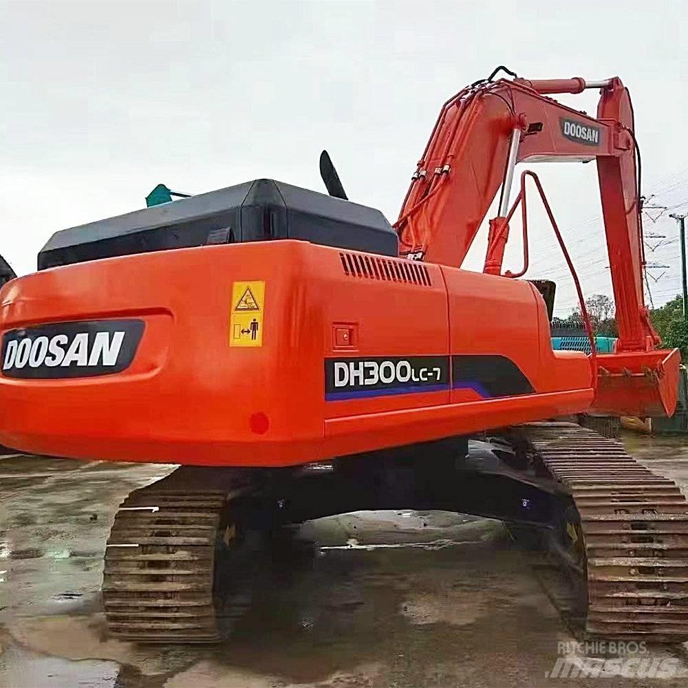 Doosan 300 Гусеничные экскаваторы
