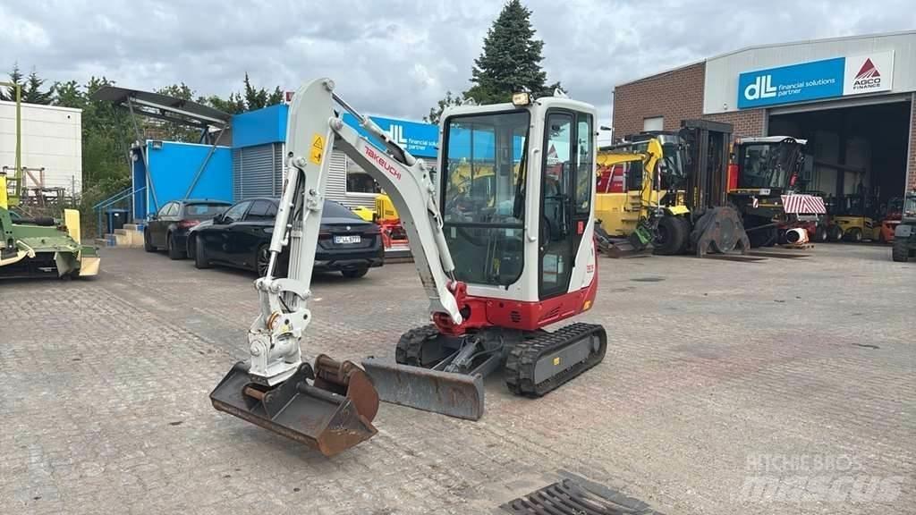 Takeuchi TB216 A Мини-экскаваторы