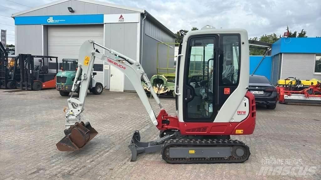 Takeuchi TB216 A Мини-экскаваторы
