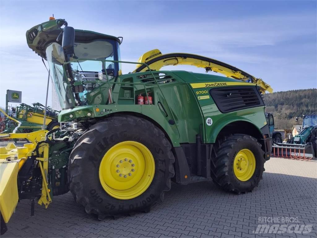John Deere 9700i Самоходные кормоуборочные комбайны