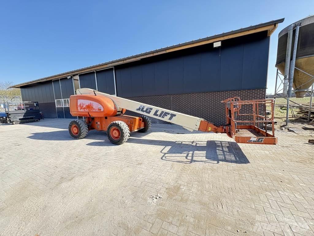 JLG 600s Телескопические подъемники