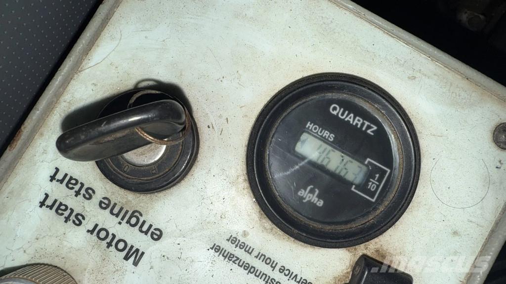 Sennebogen 630 M Автокраны вездеходы