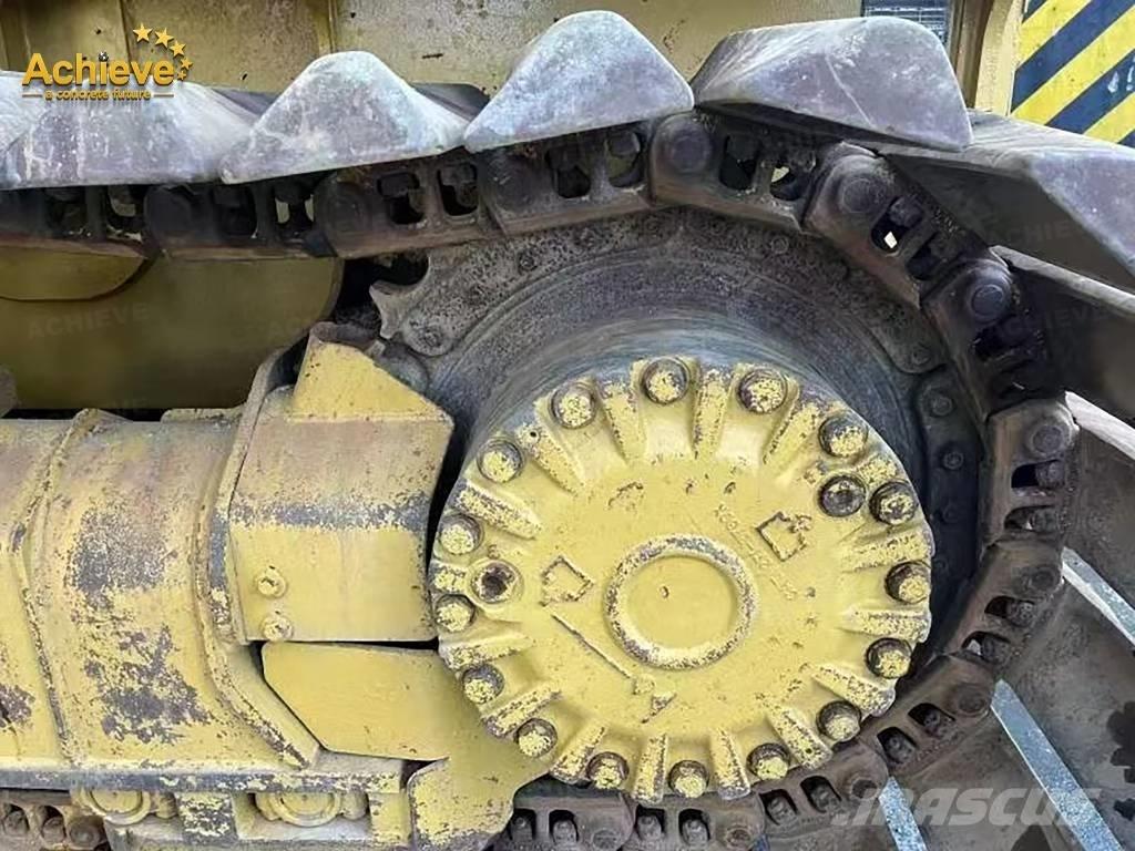 CAT D 3 Гусеничные бульдозеры
