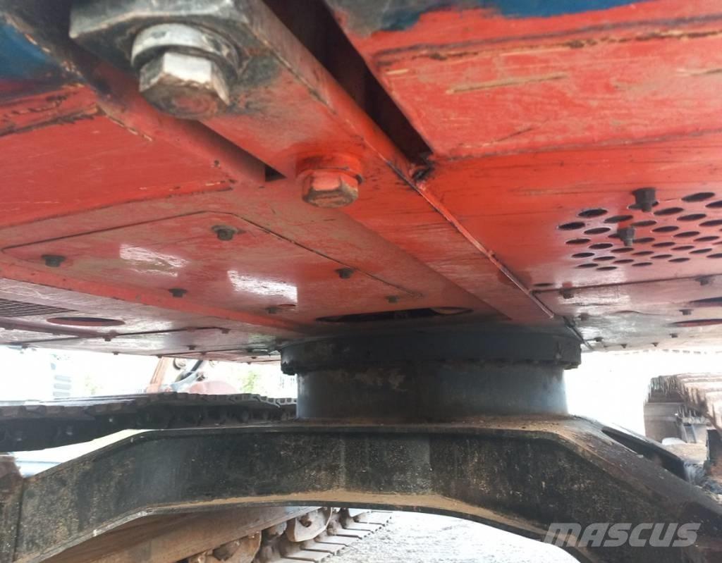 Fiat-Kobelco EX135 Гусеничные экскаваторы